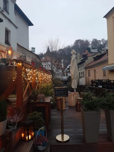 1000 years of history! Evening walking foodie tour