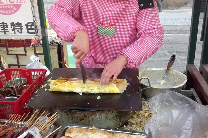 3-Hour Private Night Tour: Beijing Foodie Experience - Xinjiang lamb kabobs and Erguotou