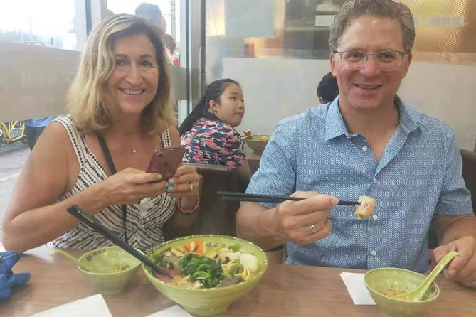 3-Hour Private Night Tour: Beijing Foodie Experience - Meeting your guide in Dongsi Hutong