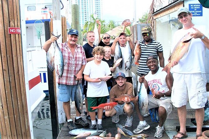 4-Hour Day or Night-Time Reef Bottom Fishing Charter in Fort Lauderdale - How much help you can expect from the mates