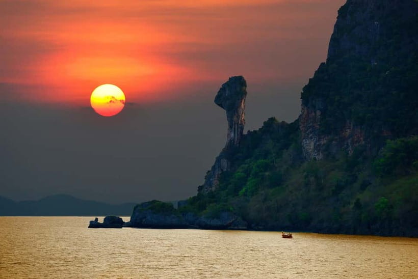7 Islands sunset tour plus bioluminescent plankton + BBQ - What this Krabi sunset tour is really like