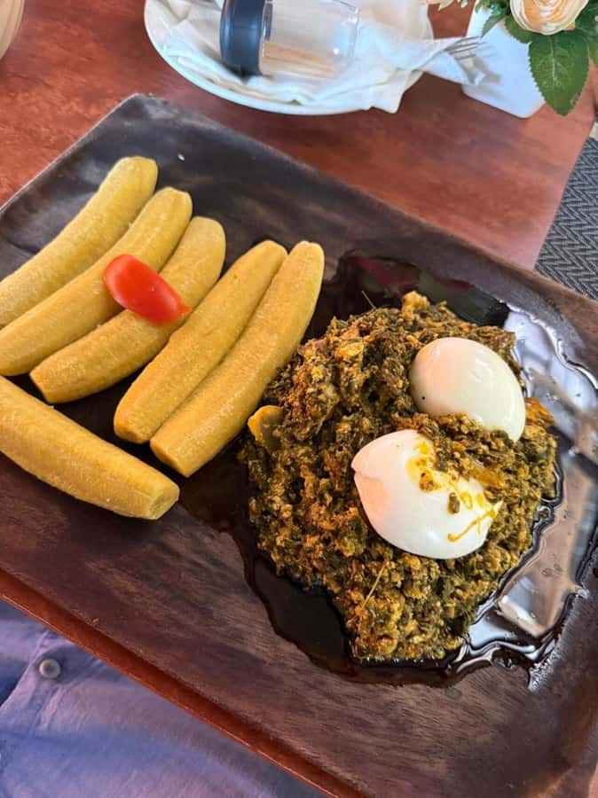 Accra Street Food Tour: Osu Night Market Tour Experience - Starting at Auntie Niko Waakye in Osu