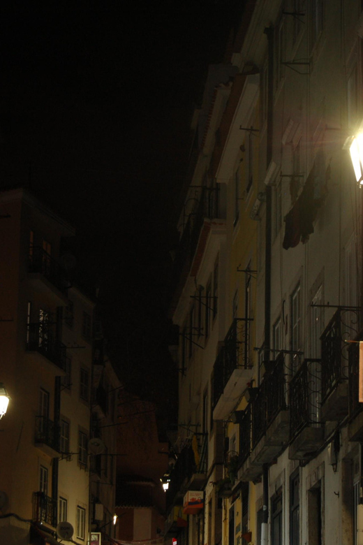 All-inclusive Fado Tour: Show & Dinner. Lisbon at Night - What dinner includes at the Fado house