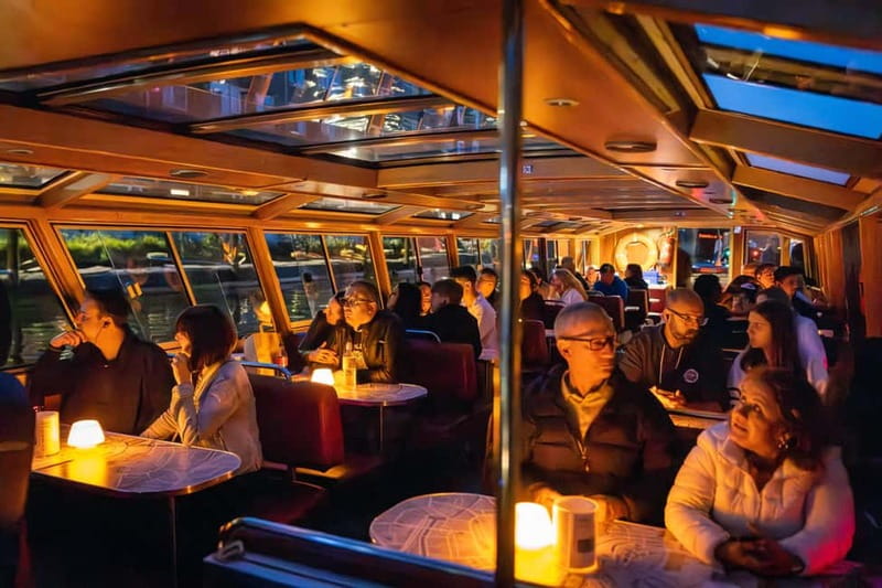 Amsterdam: Evening Cruise with Optional Wine and Snacks - Why Amsterdam looks better from the water at night
