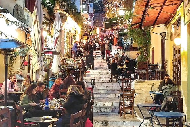 Athens at Night Small-Group Walking Tour with Dinner - Why this evening walk works well on a first night