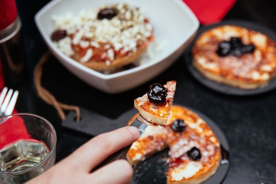 Athens: Private Evening Tour w/ Drinks & Bites in Koukaki - Vegetarian food and mixed preferences
