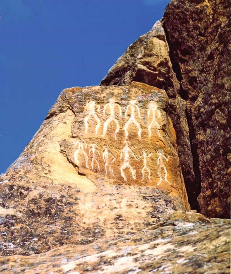 Baku:Gobustan Mud Volcanoes Temple & Entry tickets included - Gobustan brings ancient art into focus