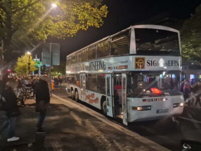 Berlin: Bus Tour by Night with Live Commentary