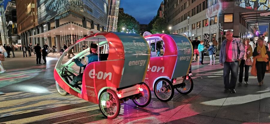 Berlin: Illuminated Berlin by Bike Taxi - A personal guide makes the small vehicle worthwhile