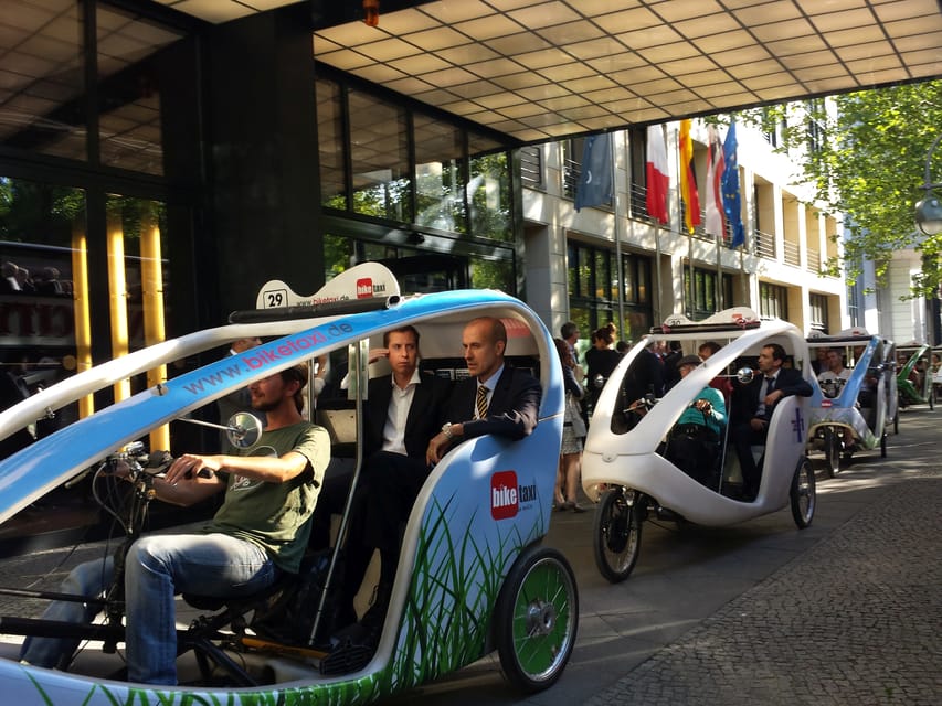 Berlin: Illuminated Berlin by Bike Taxi - Blankets help, but October still feels like October