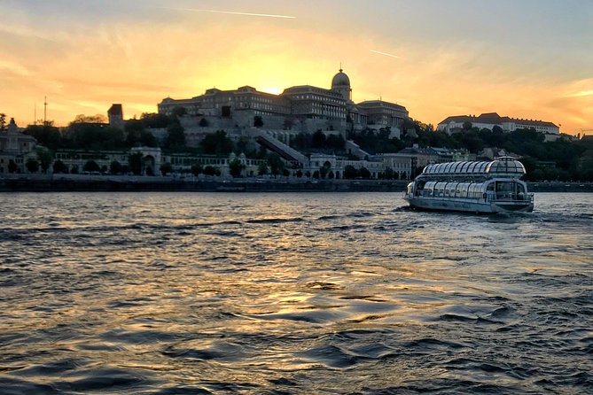 Budapest Danube River Sightseeing Night Cruise with Drink - Parliament, Chain Bridge, and the best photo moments