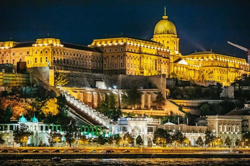 Budapest: Evening Cruise with 4-Course Dinner - Key points to know before boarding