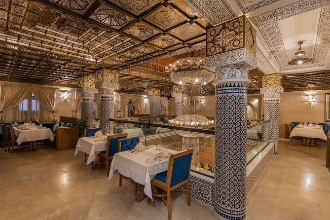 Casablanca City Night Tour and Traditional Moroccan Dinner - A practical first night in Casablanca