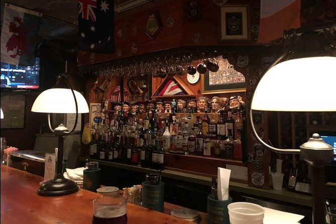 Creepy Crawl Night-Time Haunted Pub Walking Tour of Savannah's Historic District - The pub stops: four chances to sample Savannah nightlife