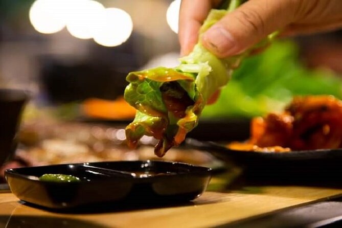 DaNang Night Foodie Tour-Sighseeing with Aodai Lady Rider Private - Rain, comfort, and what to bring