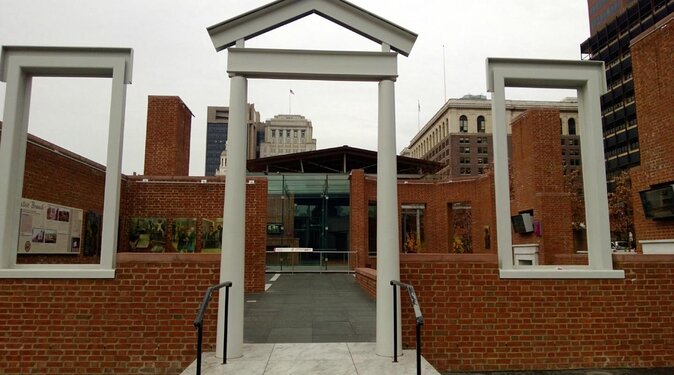 Dark Philly Adult Night Tour - Starting near the Liberty Bell and Independence Hall