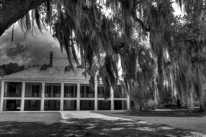 Destrehan Plantation Haunted Night Tour - Photos, food, restrooms, and practical details