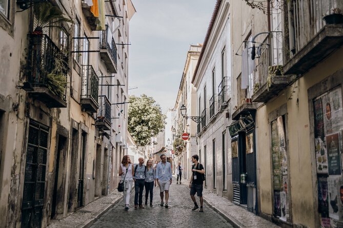 Devour Lisbon Bairro Alto Evening Food & Wine Tour - Stop two: Cais do Gás and petiscos with a local feel