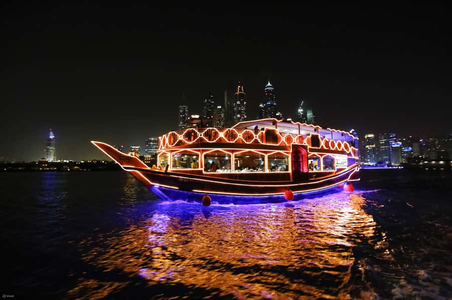 Doha: Arabic Dhow Cruise with Dinner, Tea & Coffee - The Evening Cruise Along Doha Corniche