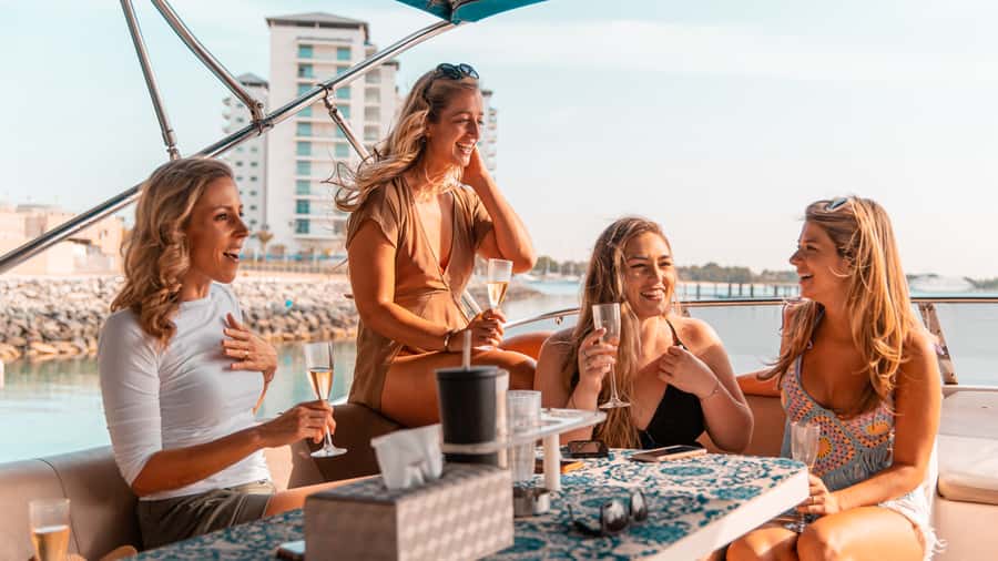 Dubai: Sunset & Night Cruise with Bites and Drinks - Finding the boat at Dubai Harbour