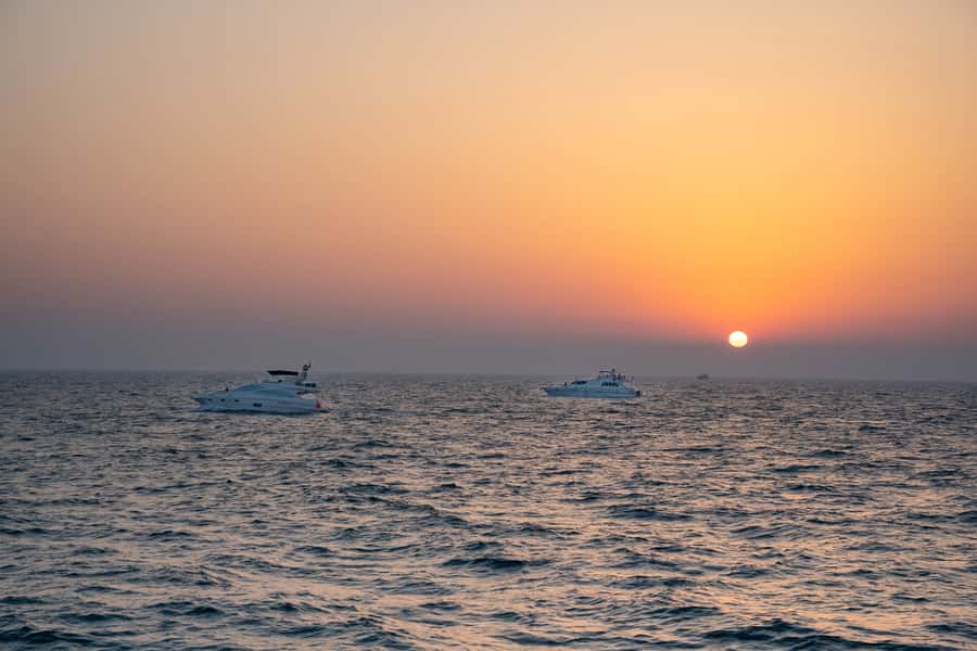Dubai: Sunset & Night Cruise with Bites and Drinks - Should you book the Dubai sunset or night cruise?