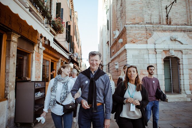 Eat like a Local: Venice Cicchetti and Wine Tasting Evening Tour - Gelateria Nico brings the night to a sweet close