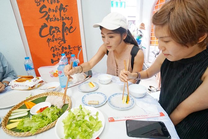 Evening Walking Food Tour, folk game and lantern boat - White rose dumplings and the flavors of Hoi An