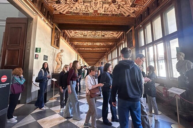 Florence Evening Walking Tour: Stories of Power, Love & Betrayal - Political factions at Palazzo di Parte Guelfa and the Amidei tower