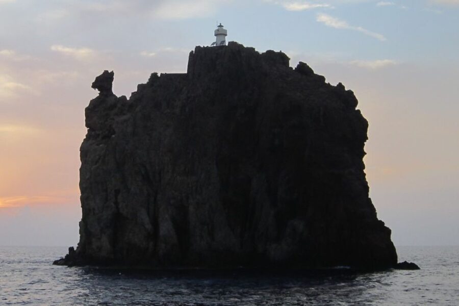 From Milazzo: Panarea and Stromboli Boat Trip by Night - Sunset beside one of Europe’s active volcanoes