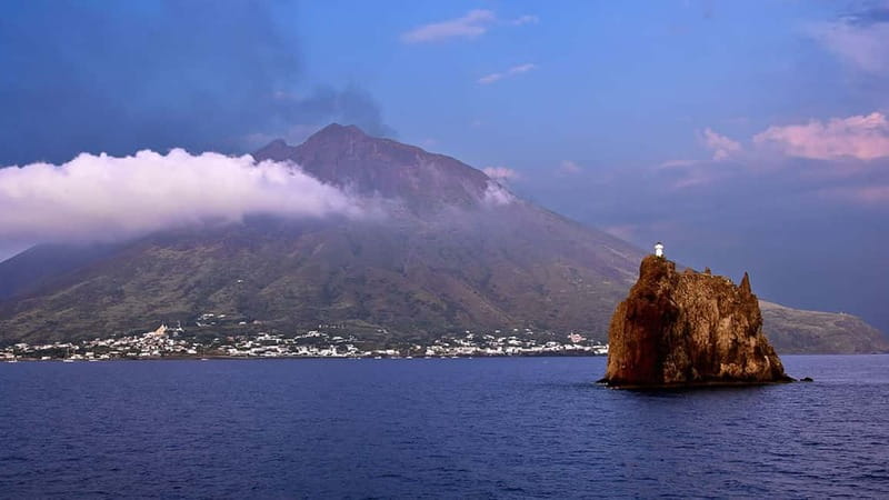 From Tropea: Panarea Island and Stromboli Volcano by Night - Panarea at 12:45: choose your afternoon carefully