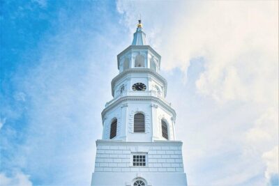 Ghosts of Charleston Night-Time Walking Tour with Unitarian Church Graveyard