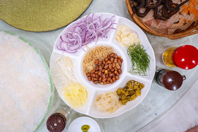 Guangzhou Evening Food Tour Through Local Neighborhood - Vegetarian requests and other practical points