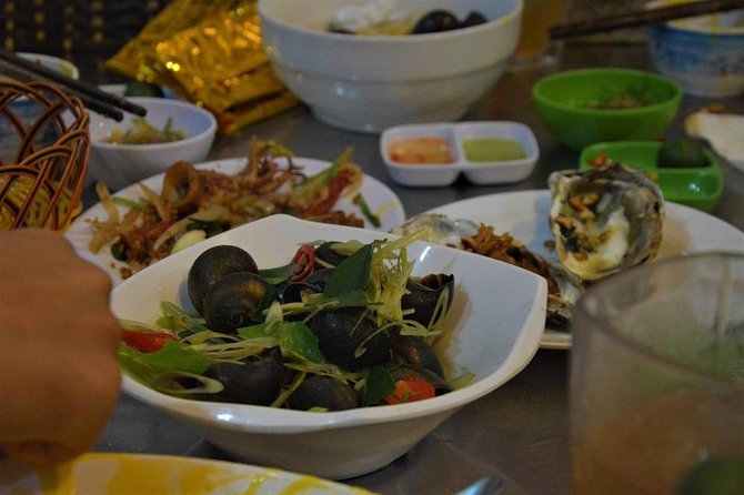 Hanoi Vespa Tours: Hanoi After Dark Vespa Food Tours - Safety, comfort, and the practical side of riding