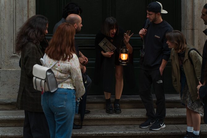 Haunted Rome Ghost Night Walking Tour - Little Madonnas and the old fight against crime