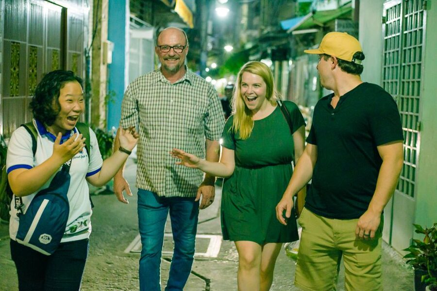 Ho Chi Minh City: Private Street Food Evening Walking Tour - Why this tour gets you out of the tourist center