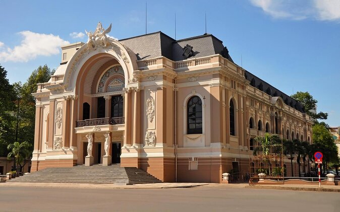Ho Chi Minh Night Tour by Motorbikes with Female Rider | KissTour - Key points before you book