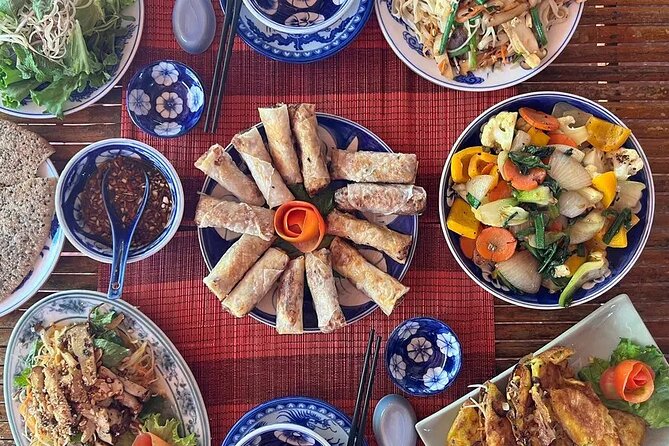 Hoi An Ancient Town - Night Market Street Food Tours By Night - Nguyen Hoang Night Market and its 300-meter walk