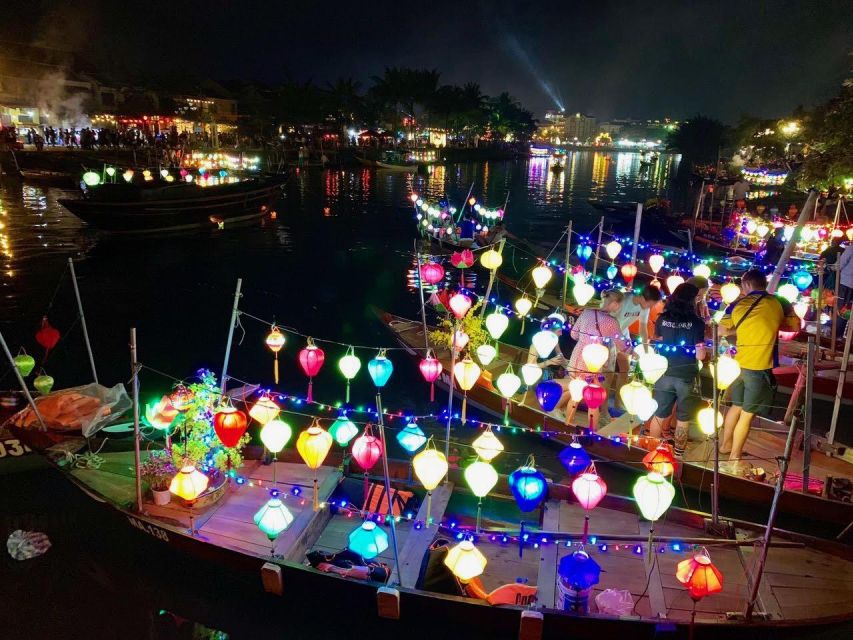 Hoi An: Evening Food Tour with 7 Tastings and Boat Trip - Four tasting stops, with enough food for a full dinner