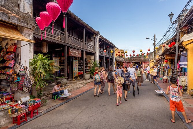Hoi An Night Market - Ancient Town street food tours by Night - Through the market and into Hoi An’s local food scene