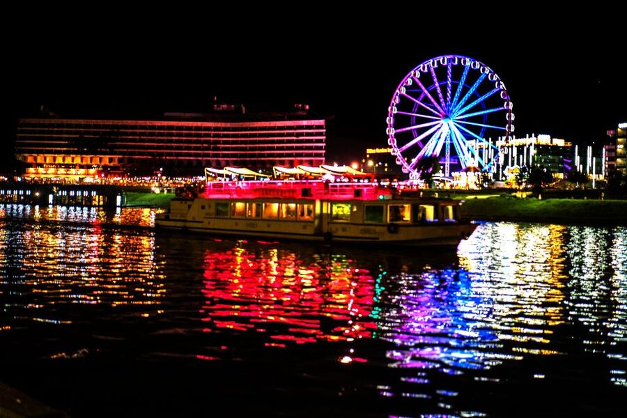 Krakow: Evening Cruise with a Glass of Wine - Is $38 good value?