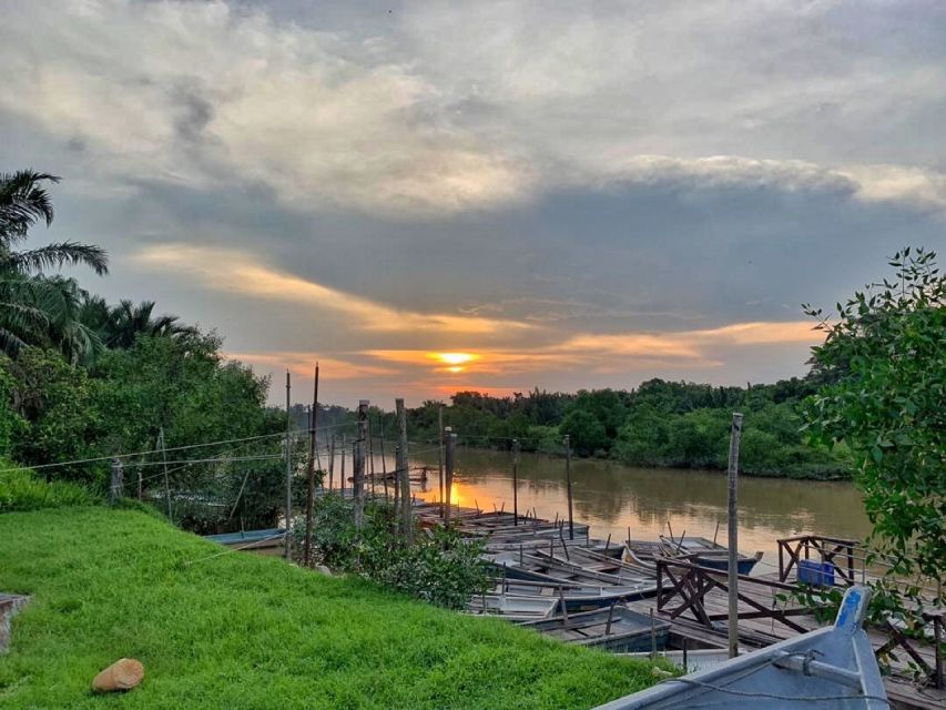 Kuala Lumpur: Kuala Selangor Fireflies and Blue Tears Tour - Weather, comfort, and what to pack