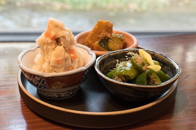 Kyoto Foodie Night Tour - Sake, beer, and the drink balance