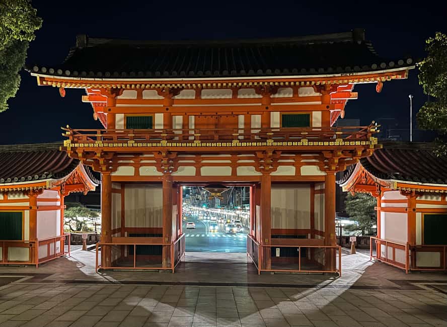Kyoto: Gion Magical Night Walking Tour with Geisha Trivia - Shrines, prayers, and the spiritual side of Gion