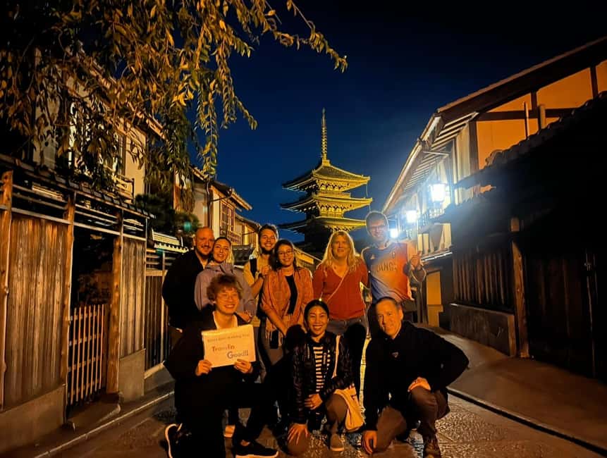Kyoto: Gion Magical Night Walking Tour with Geisha Trivia - Meeting at Minamiza Theatre