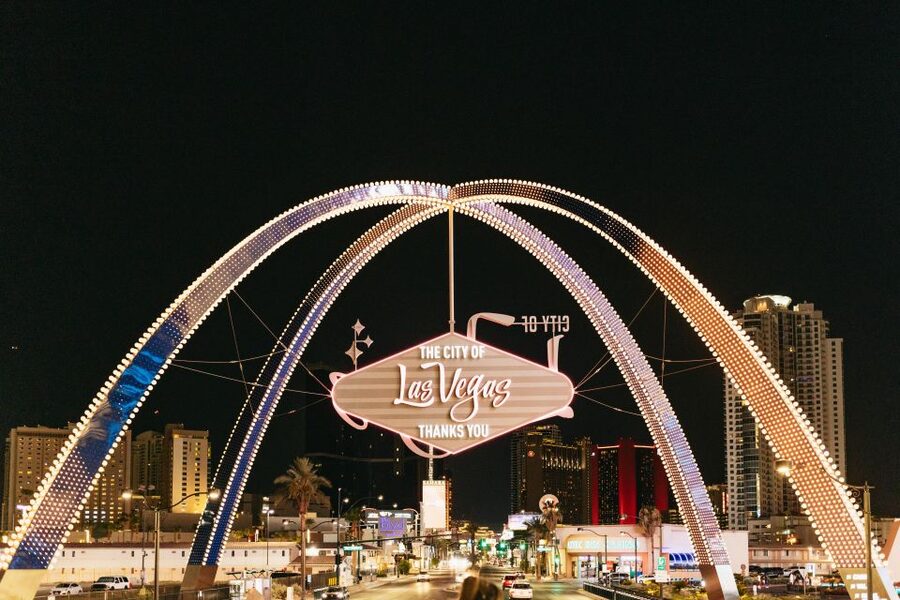 Las Vegas: Sightseeing Night Tour by Open-top Bus - What the two hours feel like
