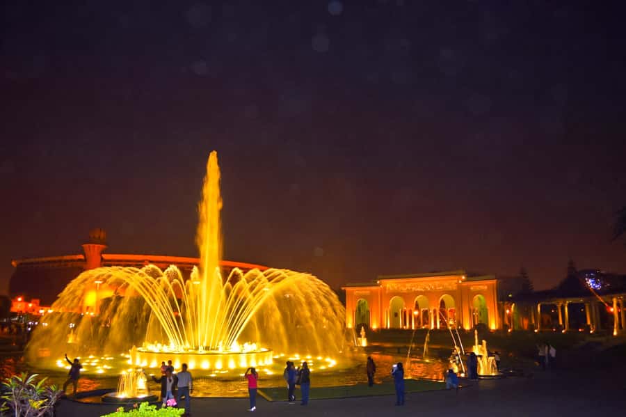 Lima: Water Magic Circuit, Downtown and Catacombs Night Tour - Chabuca Granda and Lima’s local treats