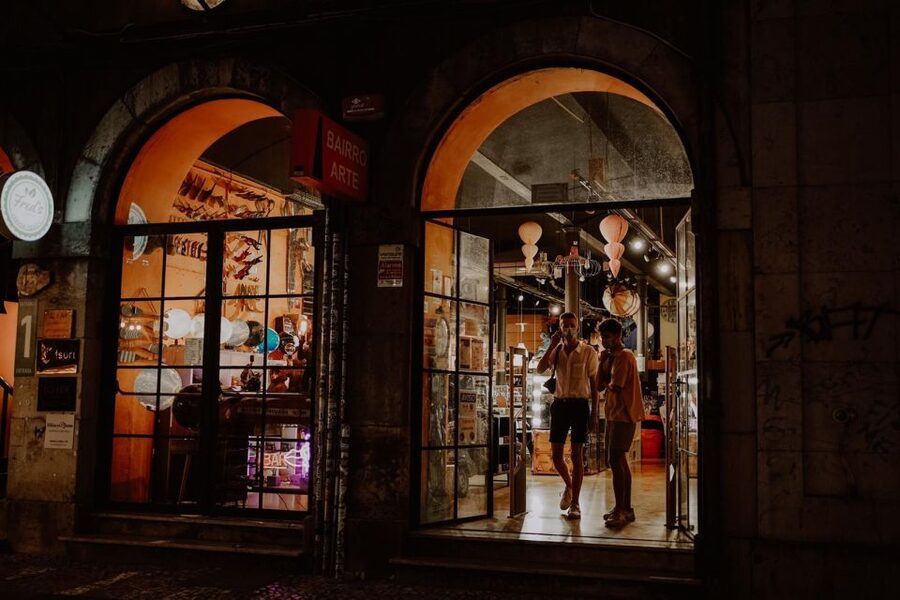 "Lisbon by Night" private tour - What the evening atmosphere adds
