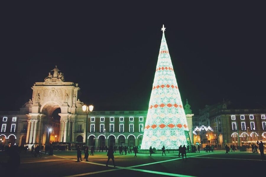 Lisbon: Private Christmas Lights Tour by Eco Tuk Tuk - Chiado after dark