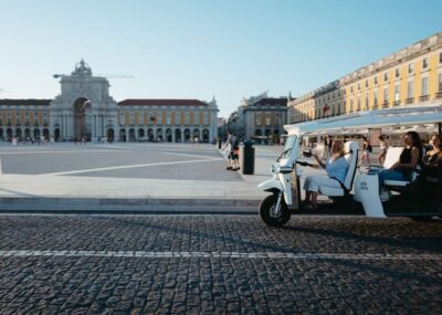 Lisbon: Private Christmas Lights Tour by Eco Tuk Tuk