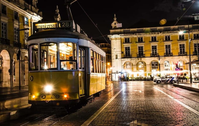 Lisbon: Private Night Tour with Fado Dinner Show - Belém’s Monuments and the Pastel Stop
